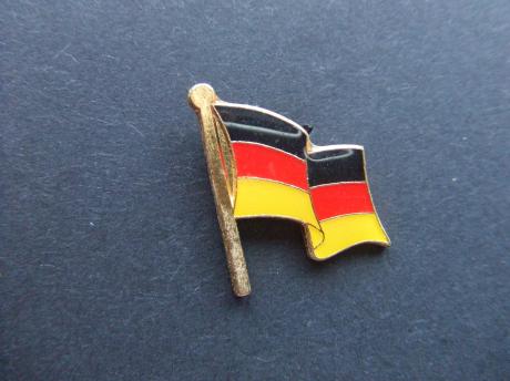 Vlag van Duitsland wapperend